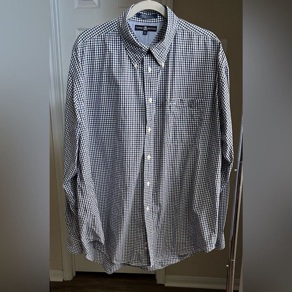 Tommy Hilfiger Casual Button Down Shirt